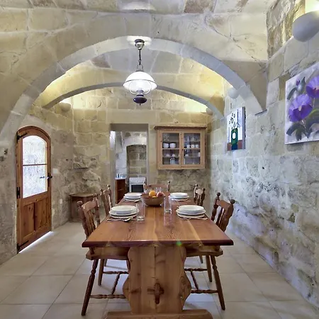 Villa Farmhouse Cora