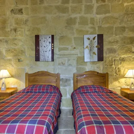 Farmhouse Cora Villa